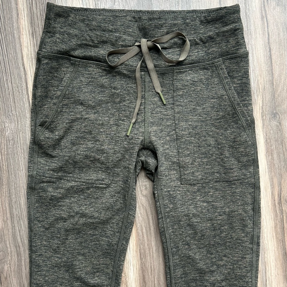 NWOT Aerie Jogger - Picture 6 of 11